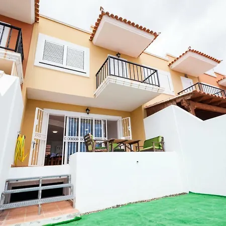 Adosado Sara Casa de Férias Adeje